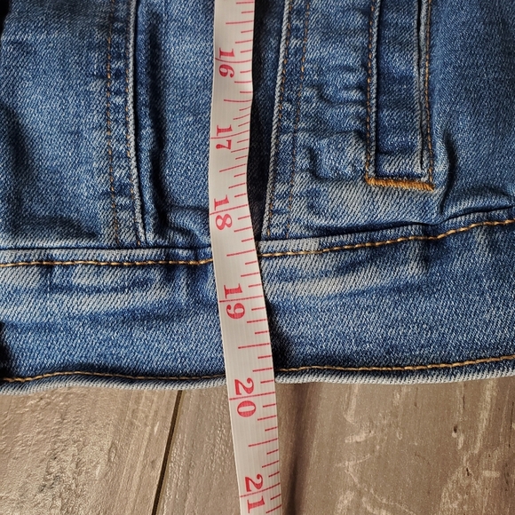 Old Navy Blue Classic Jean Jacket Girls Size XL 14 EUC - Picture 4 of 16